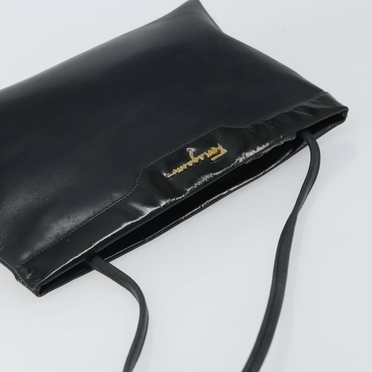 Salvatore Ferragamo Vintage Shoulder Bag Leather Black Leather Shoulder Bag Bag (Pre-Owned)