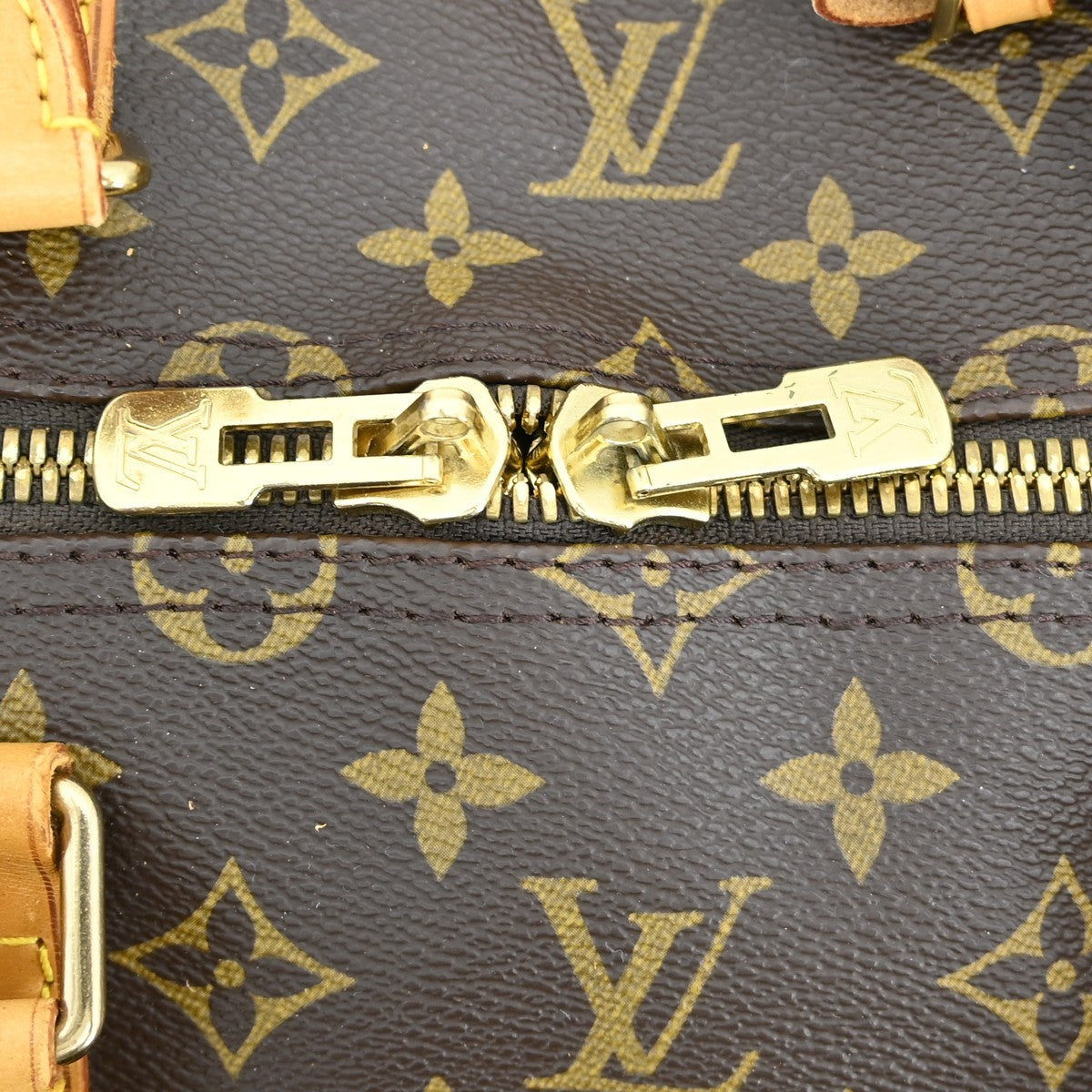 Louis Vuitton Keepall Bandouliere Bag Monogram Canvas Brown Canvas Travel Bag Bag (Pre-Owned)