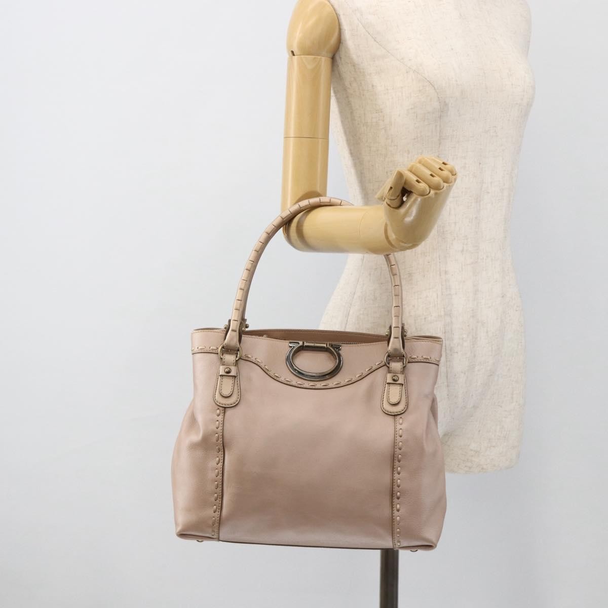 Salvatore Ferragamo Gancini Handbag Leather Beige Leather Handbag (Pre-Owned)
