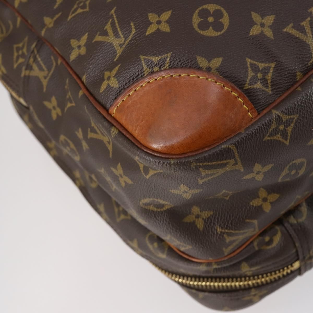 Louis Vuitton Sirius Handbag Monogram Canvas Brown Canvas Travel Bag Bag (Pre-Owned)