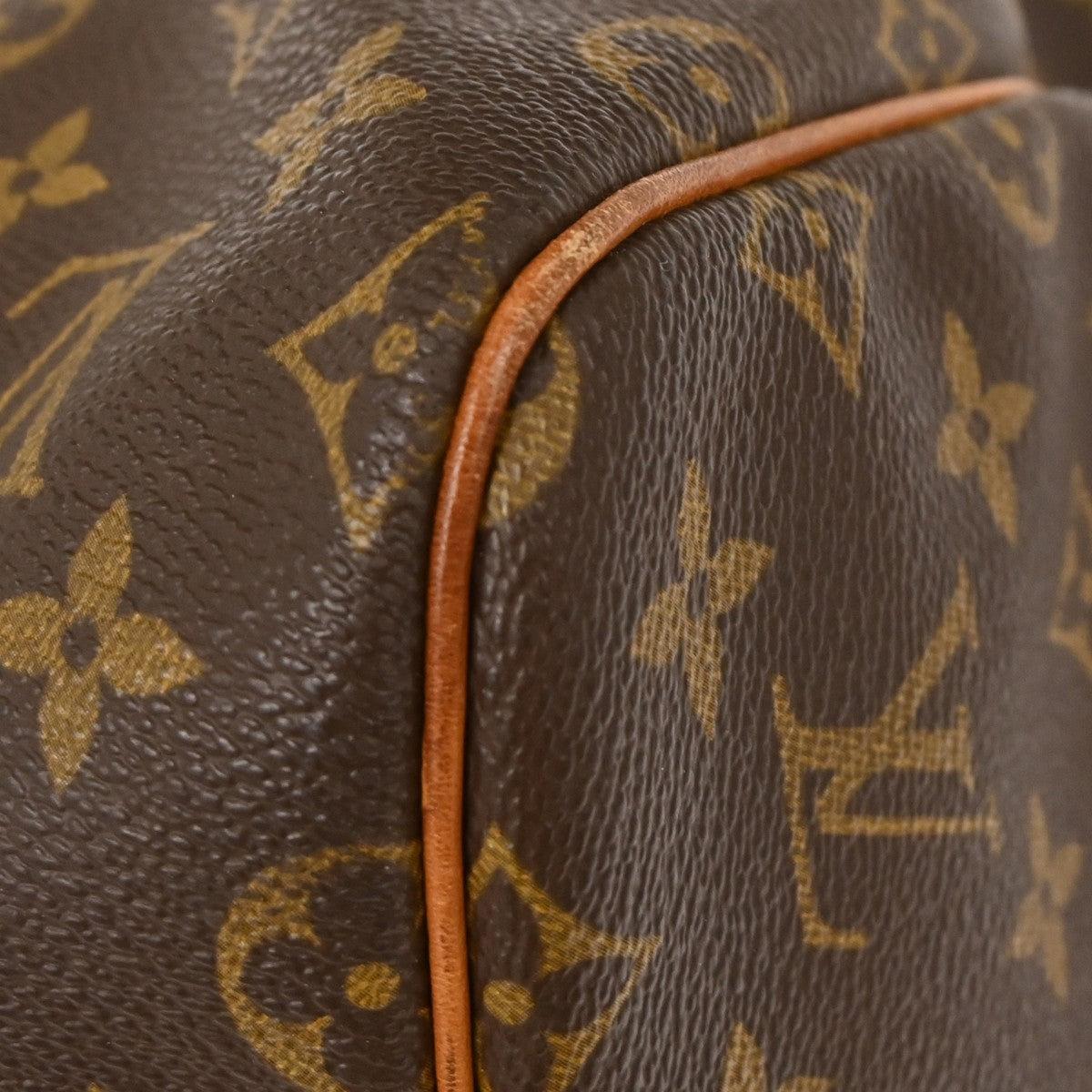 Louis Vuitton Keepall Bag Monogram Canvas Brown Canvas Travel Bag Bag (Pre-Owned)