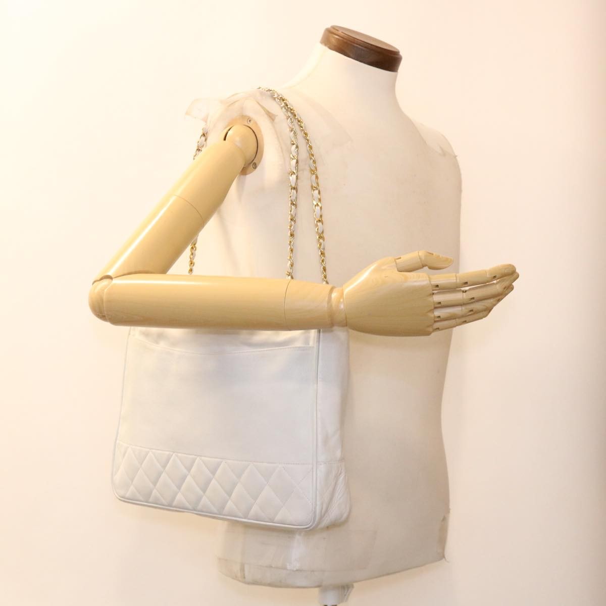 Chanel Vintage Shopping Tote Lambskin White Leather Shoulder Bag Bag (Pre-Owned)