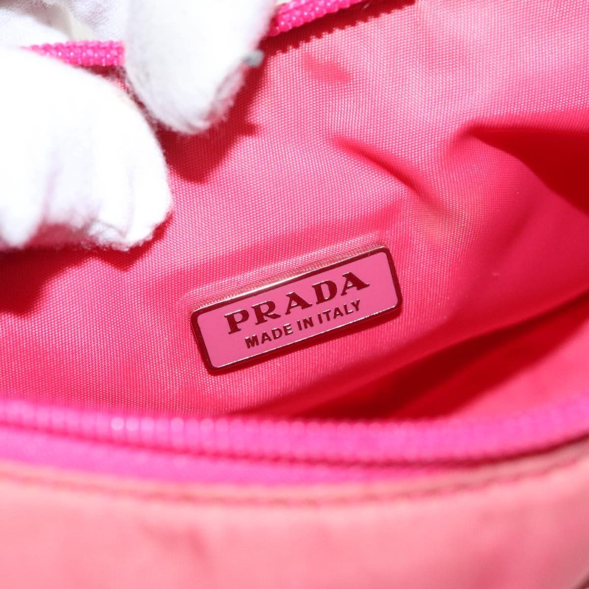 Prada Re-Edition 2000 Hobo Tessuto Pink Nylon Clutche & Pouche Bag (Pre-Owned)