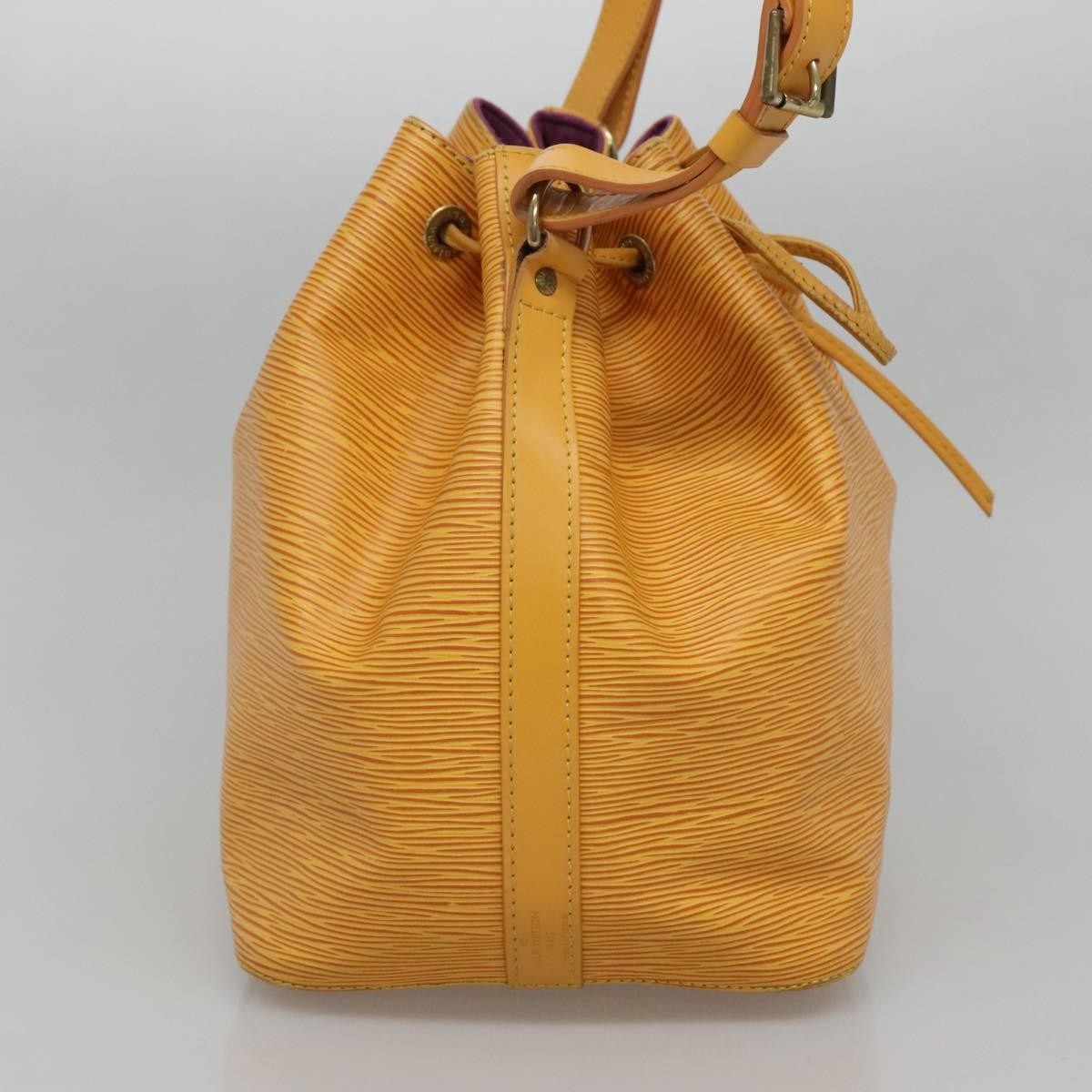 Louis Vuitton Noe Handbag Epi Leather Yellow Leather Bag (Pre-Owned)