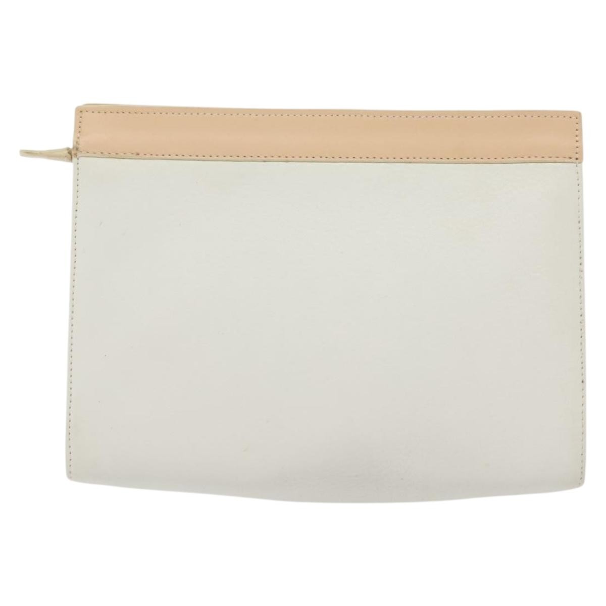 Loewe Flat Zip Pouch Leather White Leather Clutche & Pouche Bag (Pre-Owned)