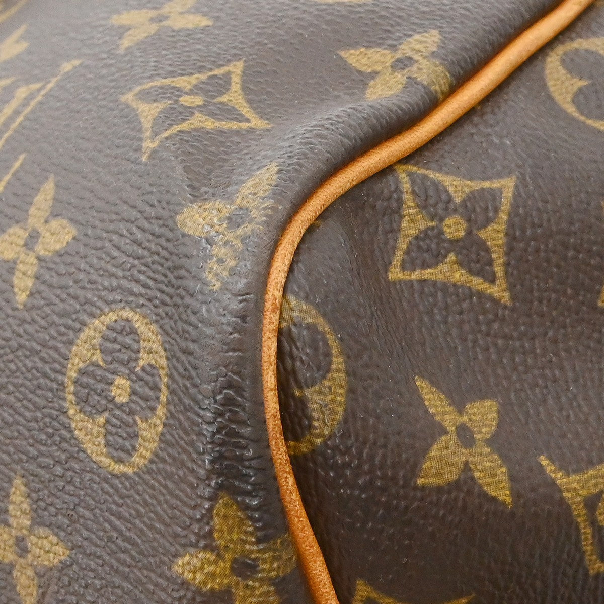 Louis Vuitton Keepall Bandouliere Bag Monogram Canvas Brown Canvas Travel Bag Bag (Pre-Owned)