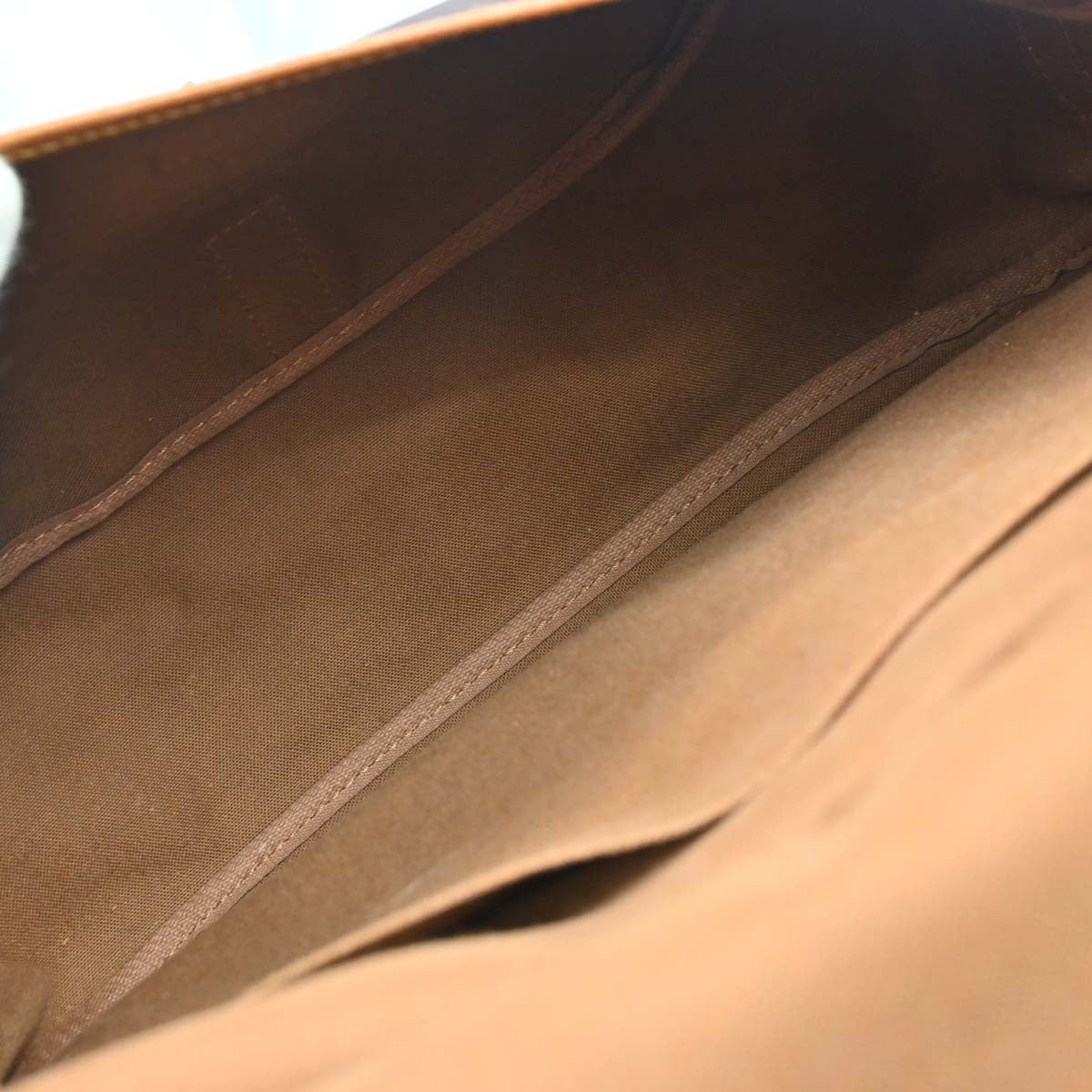 Louis Vuitton Saumur Messenger Bag Monogram Canvas Brown Canvas Handbag (Pre-Owned)