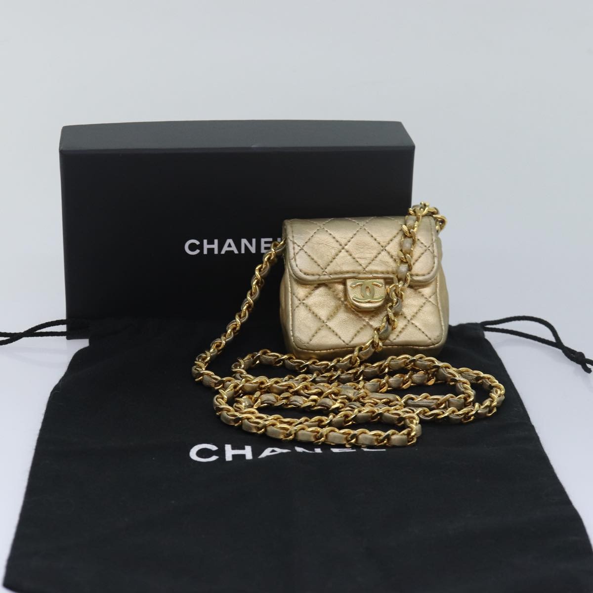 Chanel Vintage Square Cc Flap Bag Quilted Leather Gold Leather Shoulder Bag Bag (Pre-Owned)