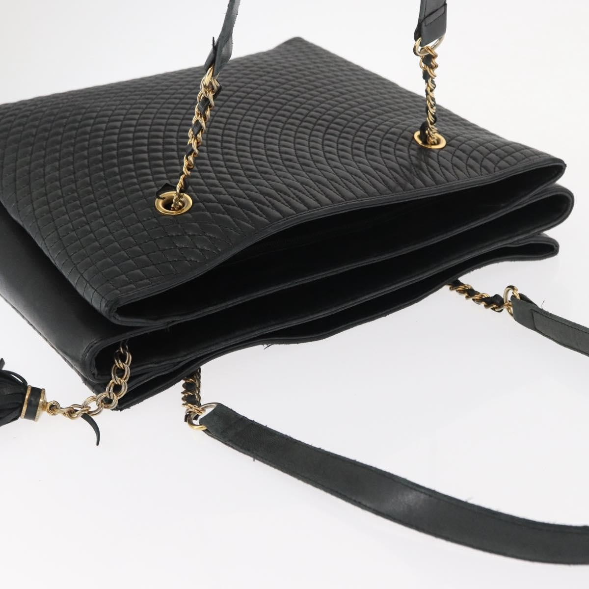 Bally Vintage Chain Shoulder Bag Quilted Leather Navy Leather Shoulder Bag Bag (Pre-Owned)