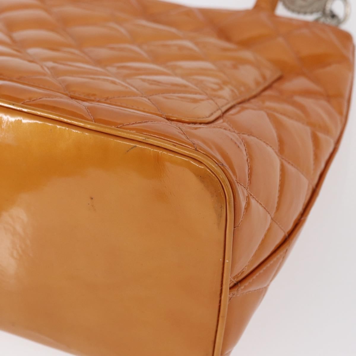 Chanel Medallion Tote Quilted Patent Beige Patent_Leather Tote Bag Bag (Pre-Owned)