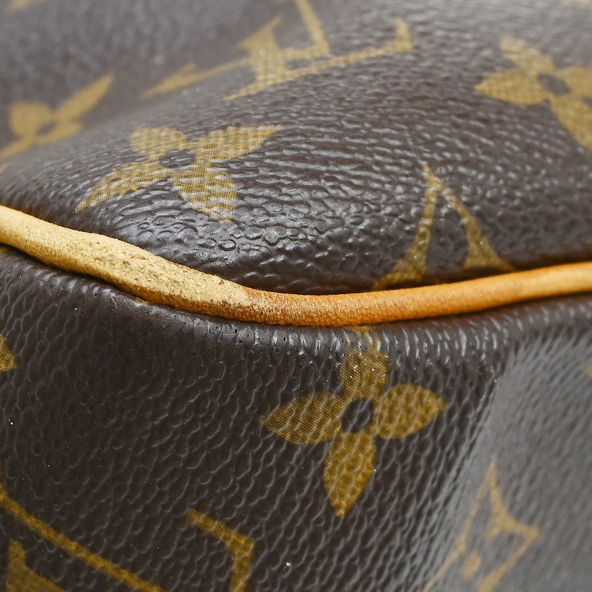 Louis Vuitton Batignolles Handbag Monogram Canvas Brown Canvas Tote Bag Bag (Pre-Owned)