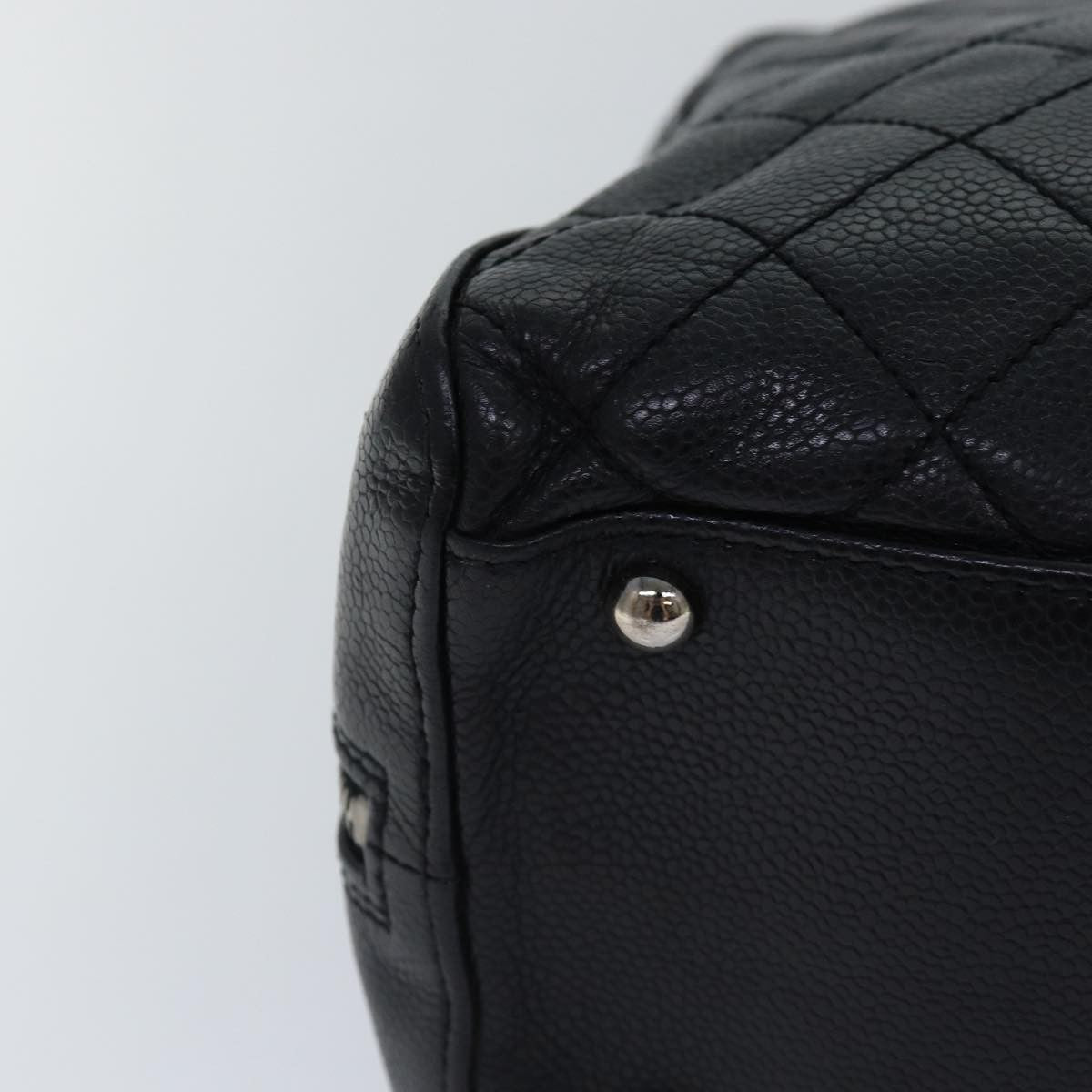 Chanel Vintage Cc Zip Around Bowler Bag Quilted Caviar Black Leather Handbag (Pre-Owned)