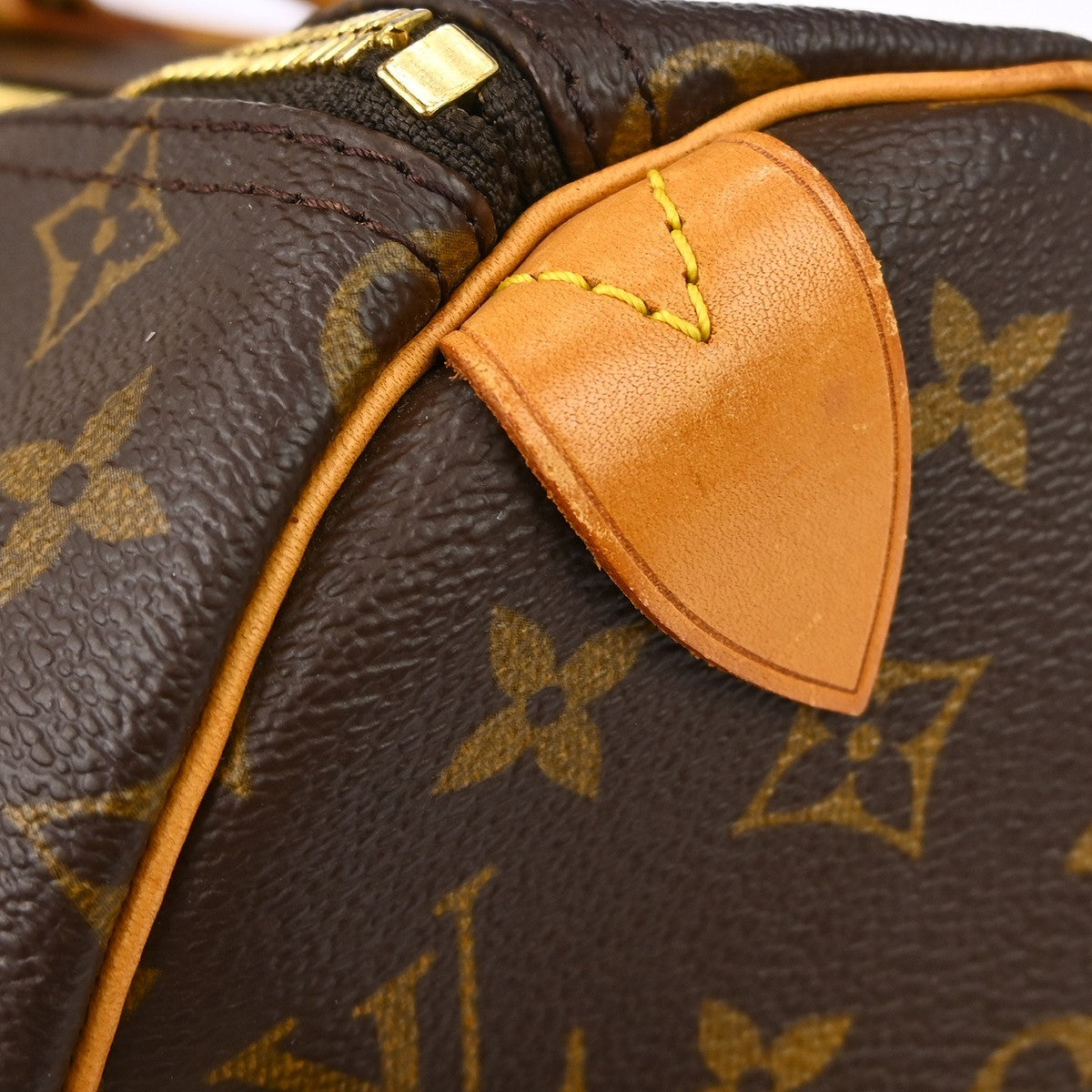 Louis Vuitton Keepall Bag Monogram Canvas Brown Canvas Travel Bag Bag (Pre-Owned)