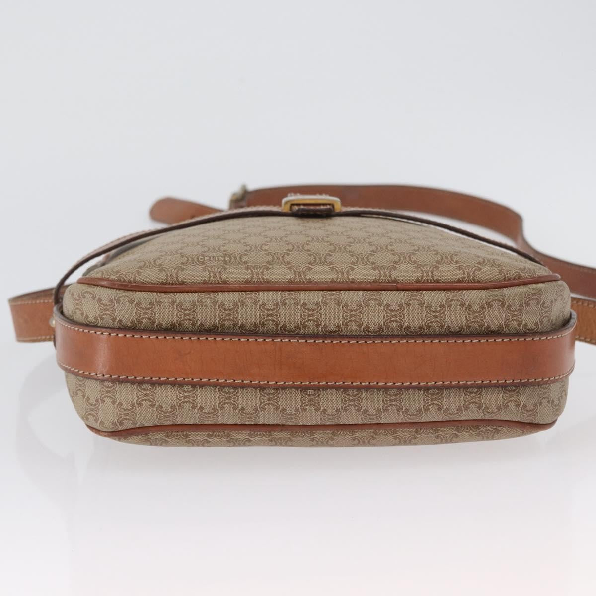 Celine Vintage Macadam Shoulder Bag Canvas And Leather Beige Canvas Shoulder Bag Bag (Pre-Owned)