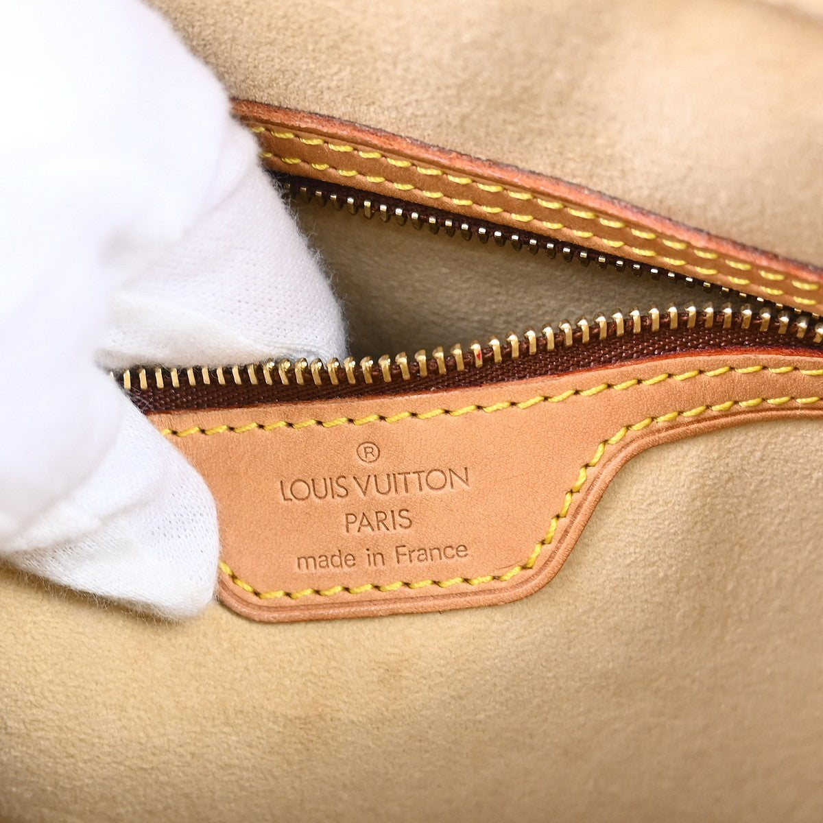 Louis Vuitton Monogram Looping Handbag Monogram Canvas Brown Canvas Shoulder Bag Bag (Pre-Owned)
