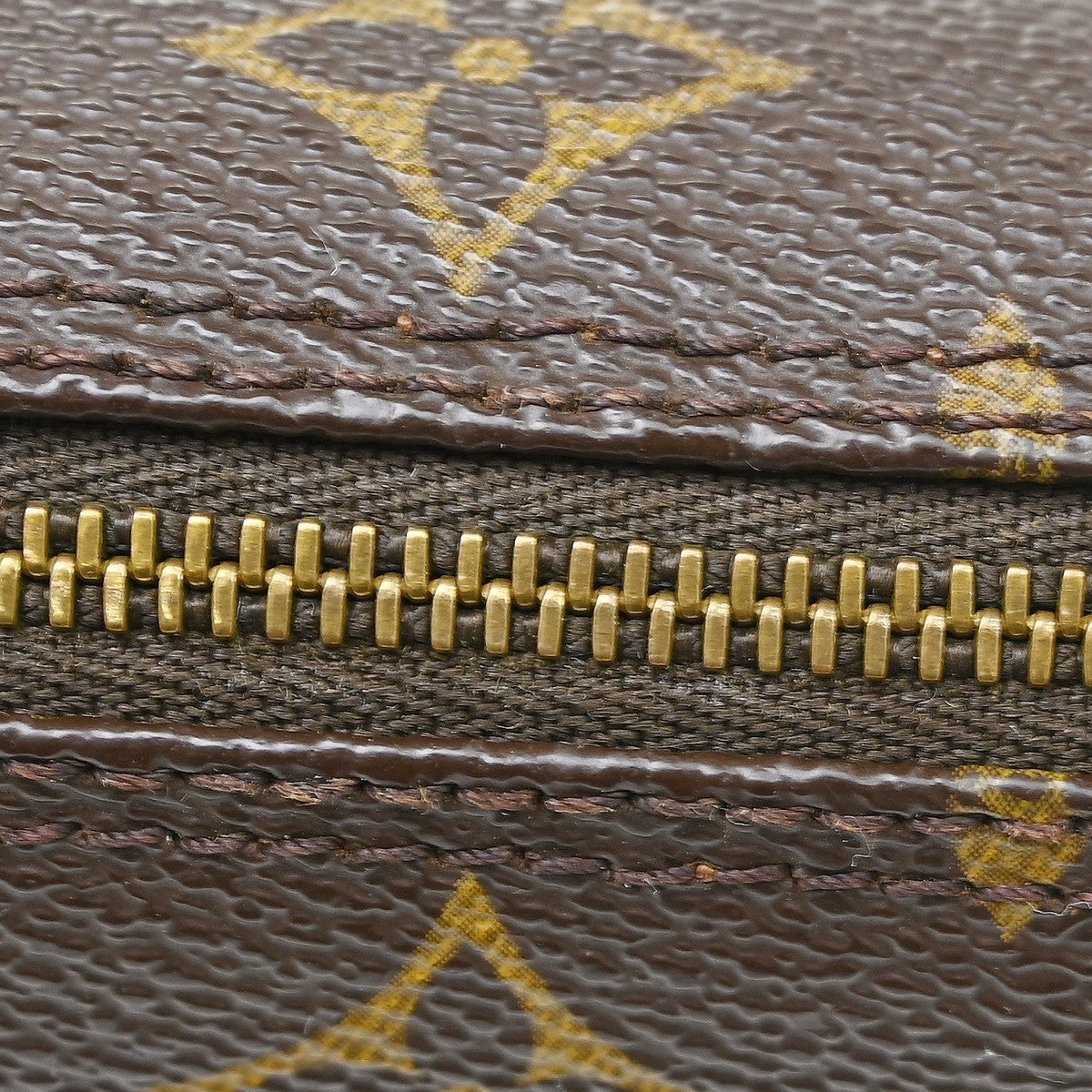 Louis Vuitton Papillon Pochette Monogram Canvas Brown Canvas Handbag (Pre-Owned)