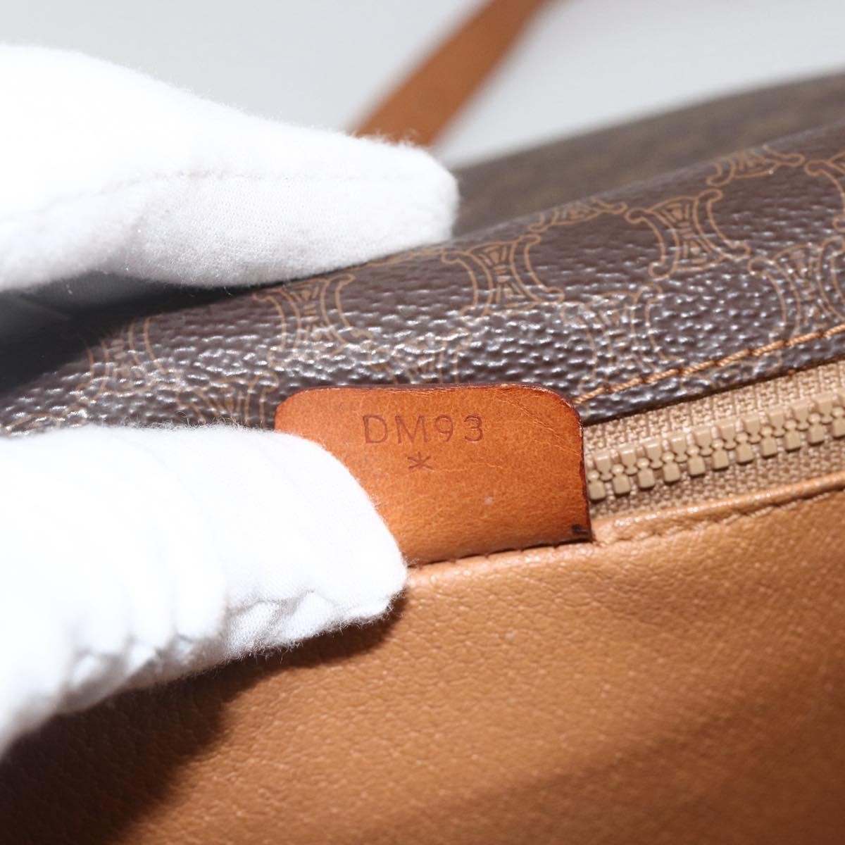 Celine Vintage Macadam Shoulder Bag Canvas And Leather Brown Canvas Shoulder Bag Bag (Pre-Owned)