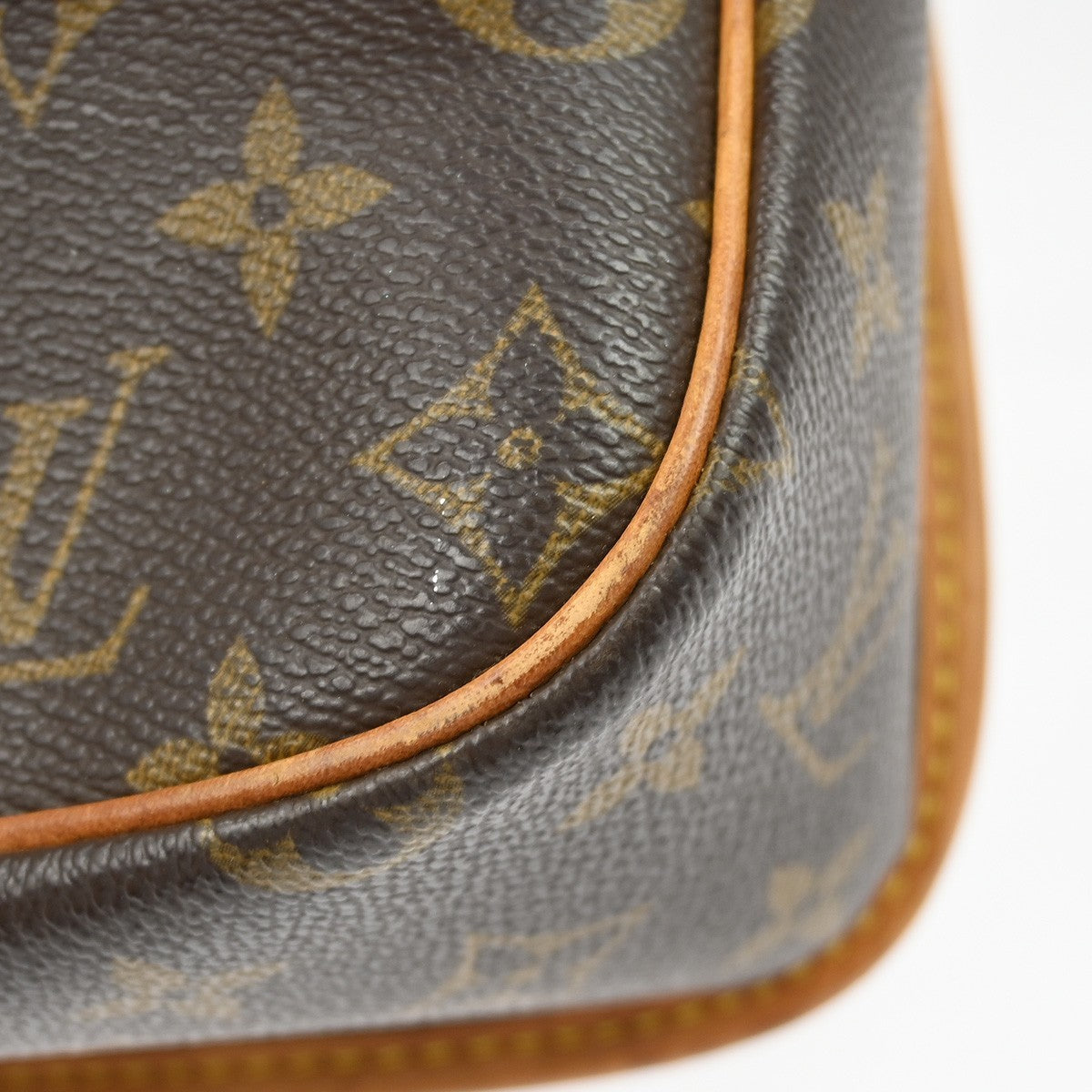 Louis Vuitton Sologne Handbag Monogram Canvas Brown Canvas Shoulder Bag Bag (Pre-Owned)