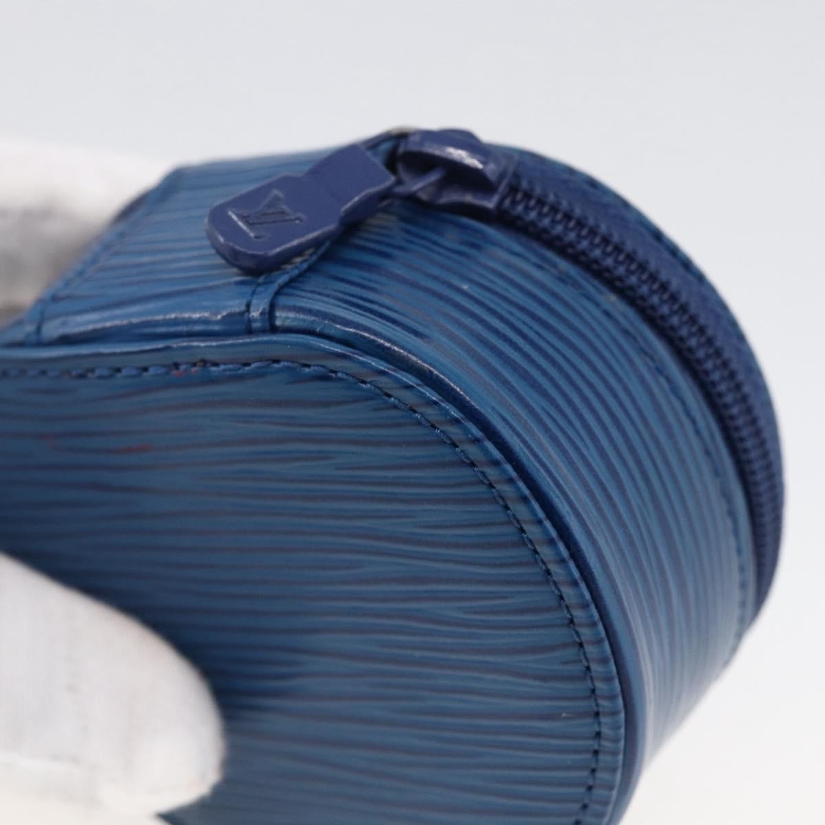 Louis Vuitton Ecrin Bijoux Jewelry Case Epi Leather Blue Leather Clutche & Pouche Bag (Pre-Owned)