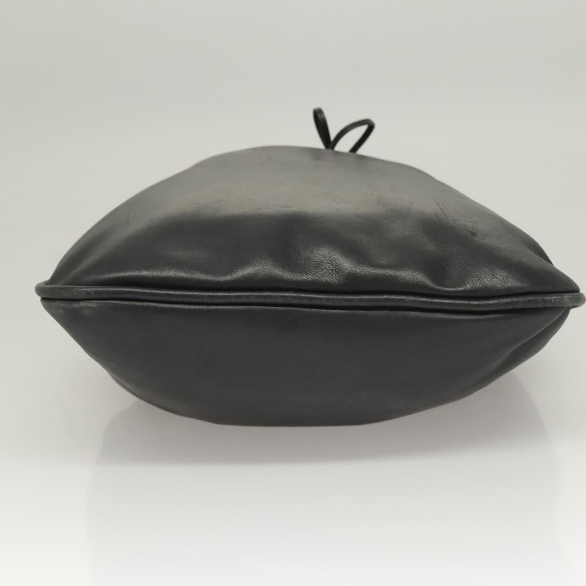 Gucci Vintage Bamboo Shoulder Bag Leather Black Leather Handbag (Pre-Owned)