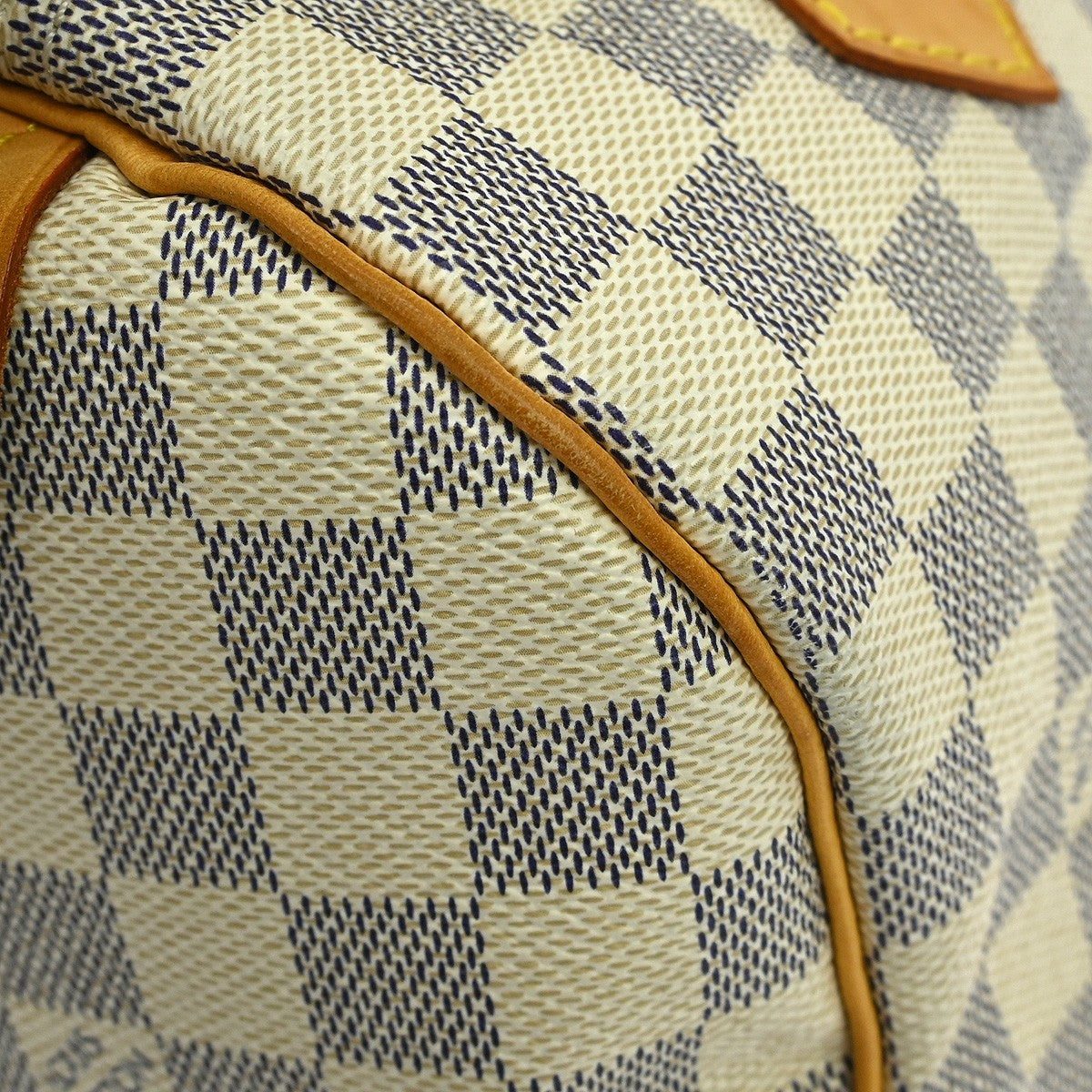 Louis Vuitton Speedy Handbag Damier White Canvas Handbag (Pre-Owned)