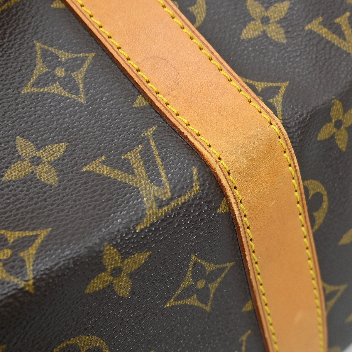 Louis Vuitton Keepall Bag Monogram Canvas Brown Canvas Travel Bag Bag (Pre-Owned)