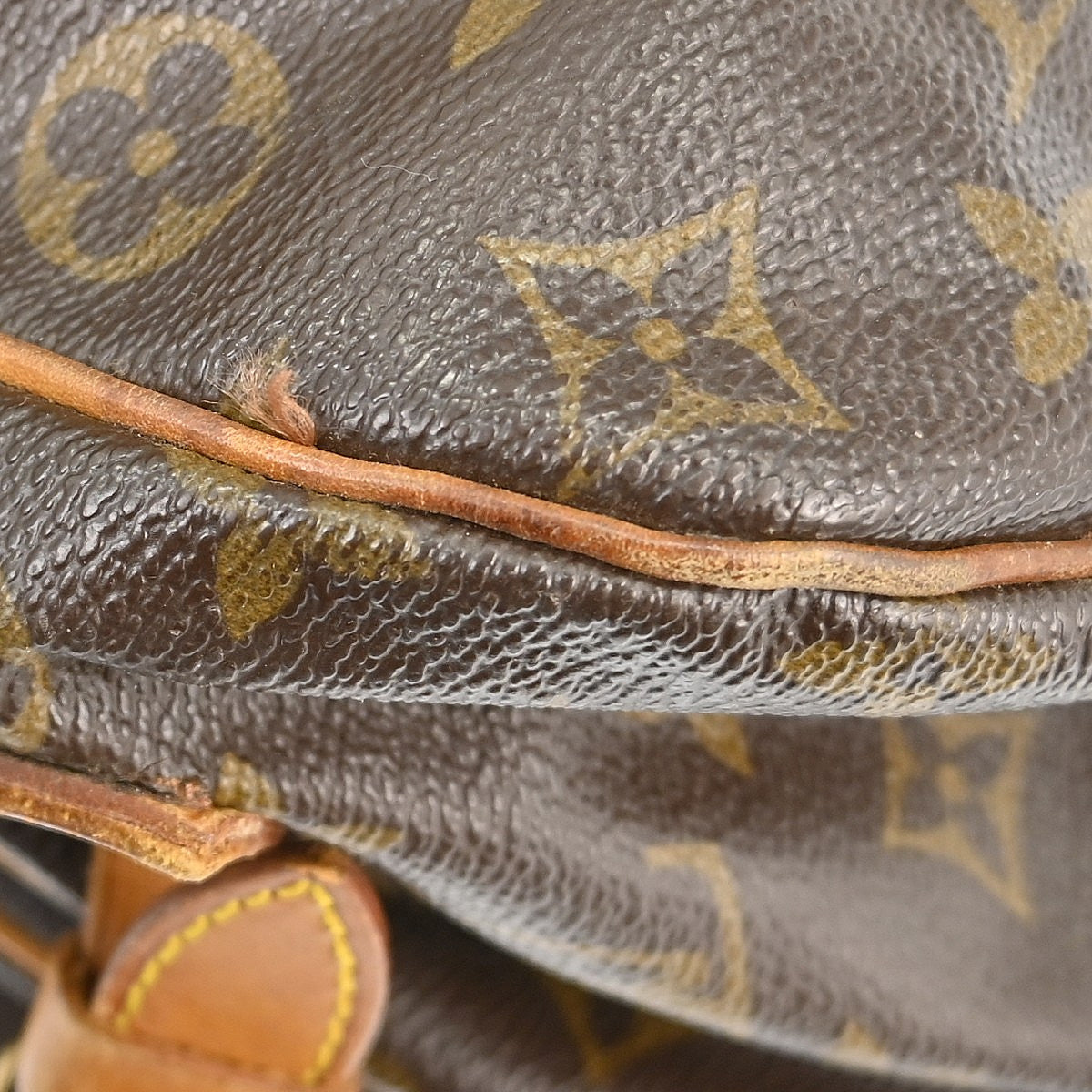 Louis Vuitton Saumur Handbag Monogram Canvas Brown Canvas Shoulder Bag Bag (Pre-Owned)