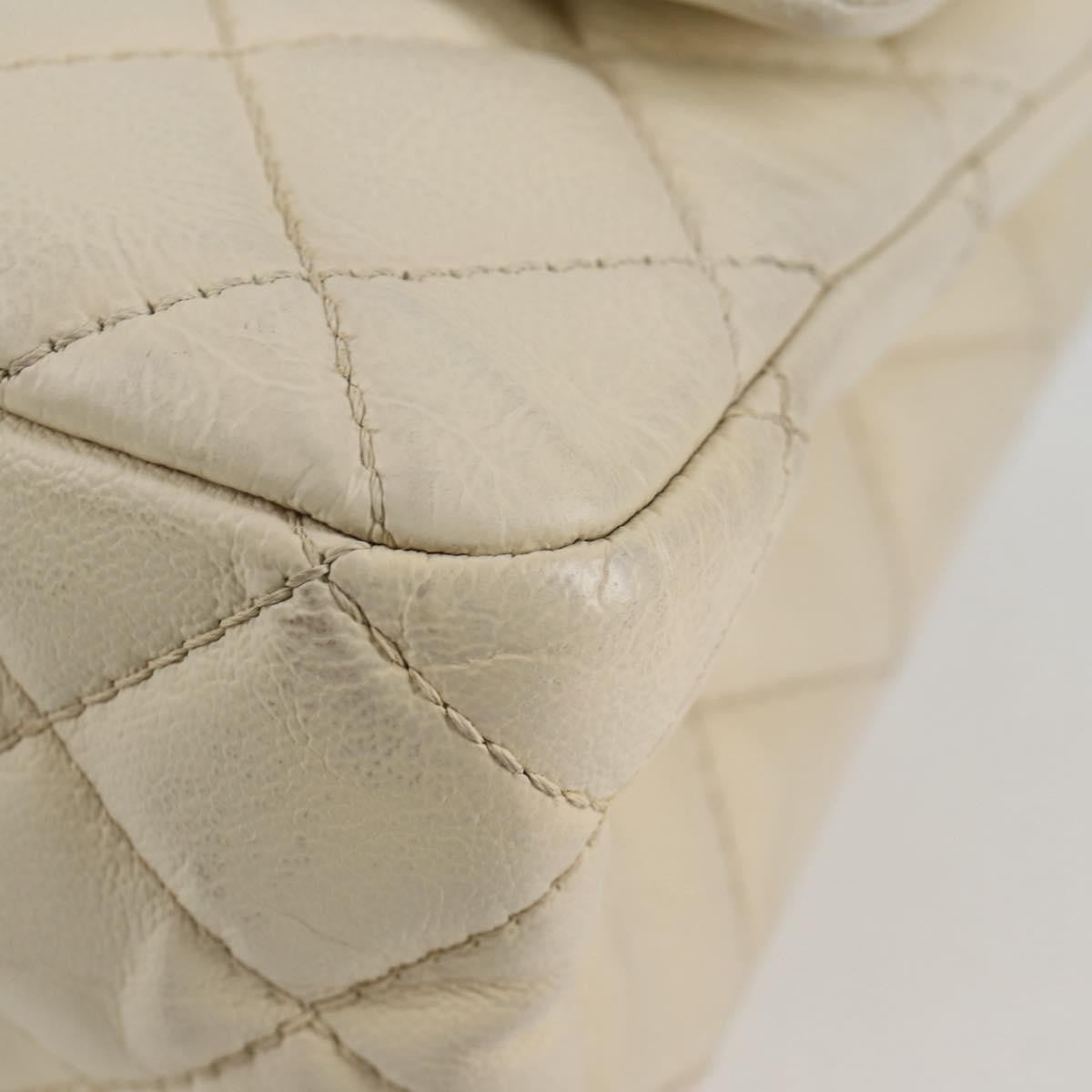 Chanel Reissue 2.55 Flap Bag Quilted Caviar White Leather Shoulder Bag Bag (Pre-Owned)
