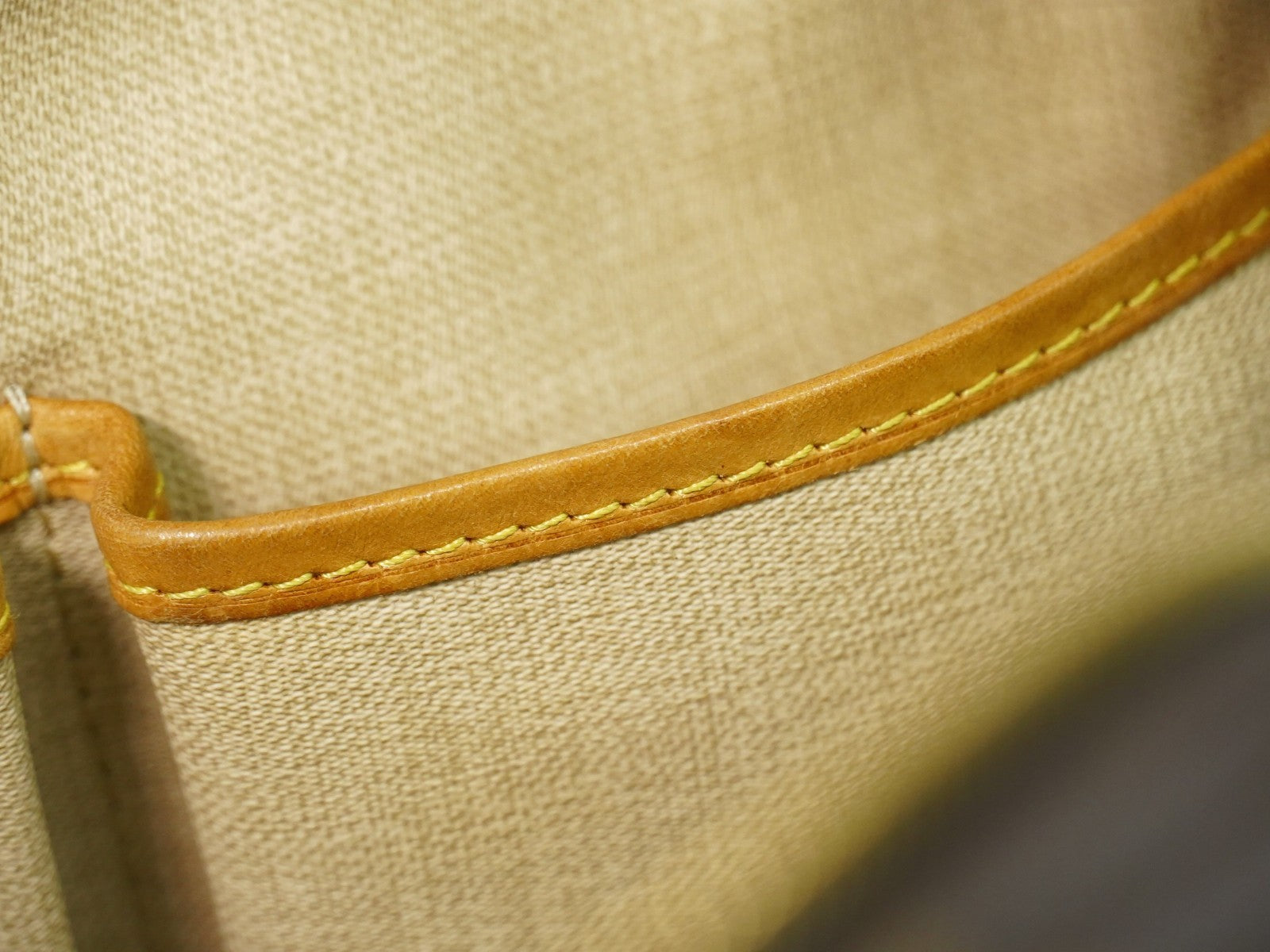 Louis Vuitton Trouville Handbag Monogram Canvas Brown Canvas Handbag (Pre-Owned)
