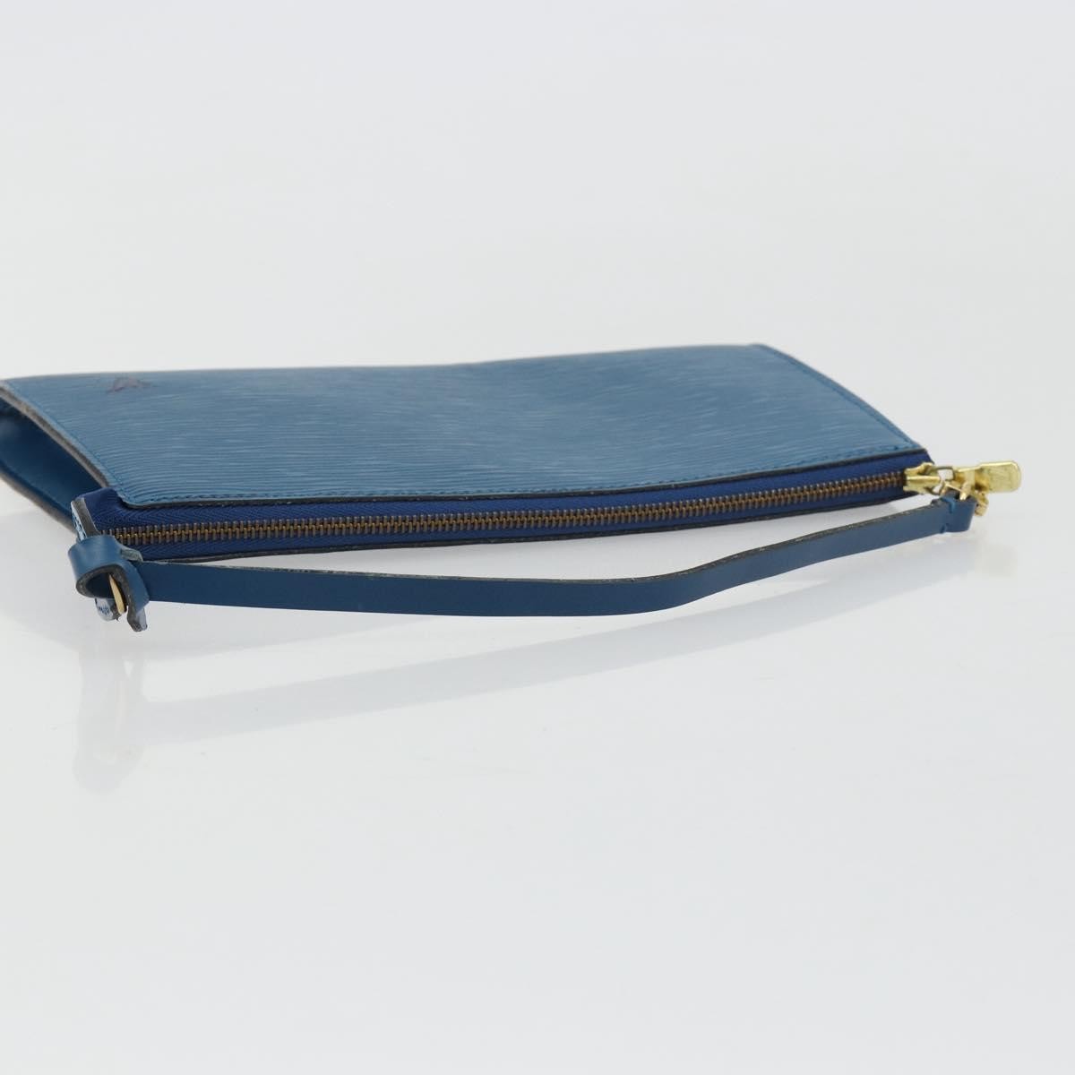 Louis Vuitton Pochette Accessoires Epi Leather Blue Leather Clutche & Pouche Bag (Pre-Owned)