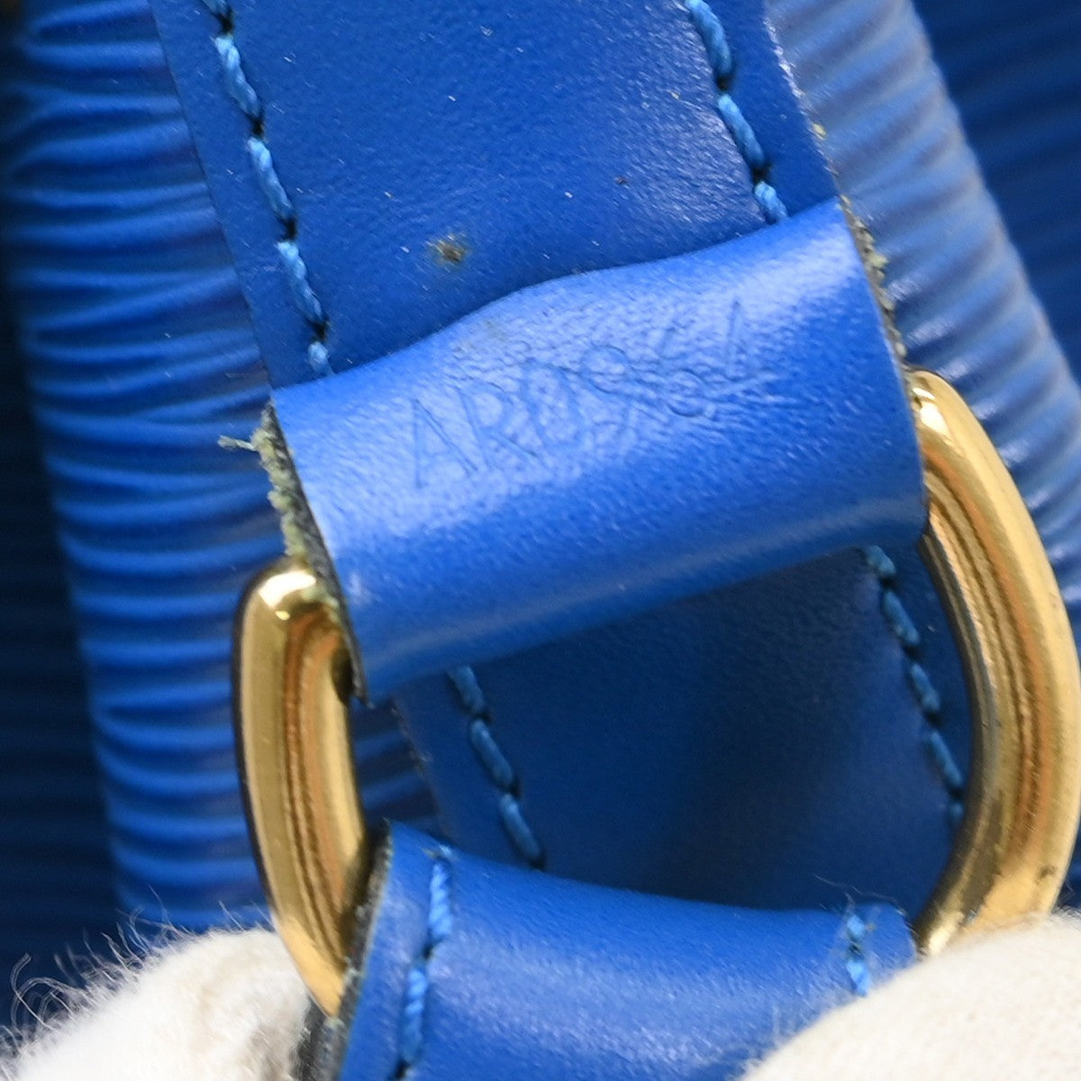 Louis Vuitton Noe Handbag Epi Leather Blue Leather Shoulder Bag Bag (Pre-Owned)