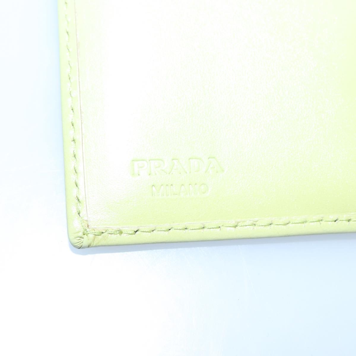 Prada Wallet Green Leather Wallets Accessory (Pre-Owned)