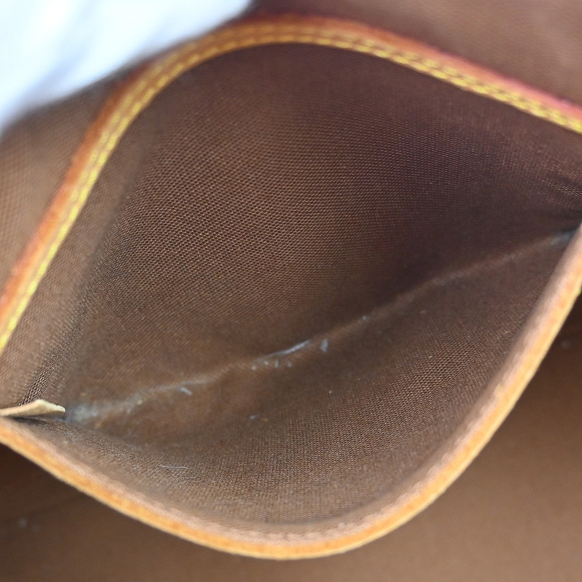 Louis Vuitton Alma Handbag Monogram Canvas Brown Canvas Handbag (Pre-Owned)