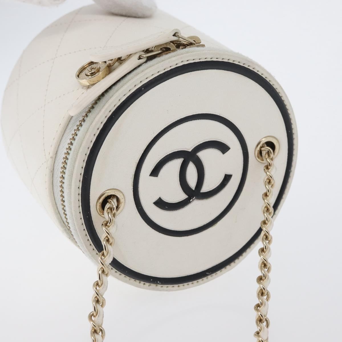 Chanel Cc Round Vanity Case With Chain Quilted Lambskin White Leather Clutche & Pouche Bag (Pre-Owned)