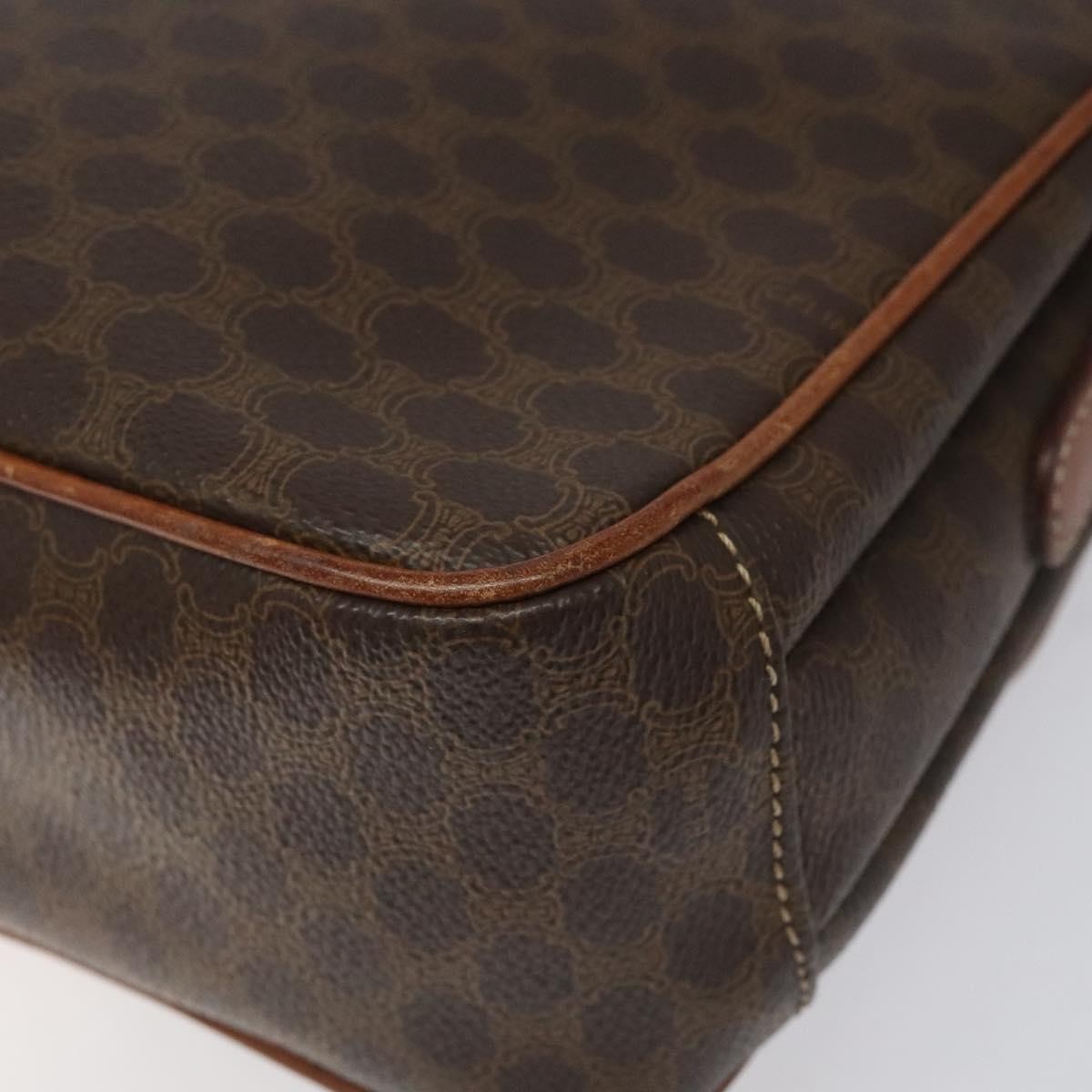 Celine Vintage Macadam Circle Logo Shoulder Bag Canvas And Leather Brown Canvas Shoulder Bag Bag (Pre-Owned)