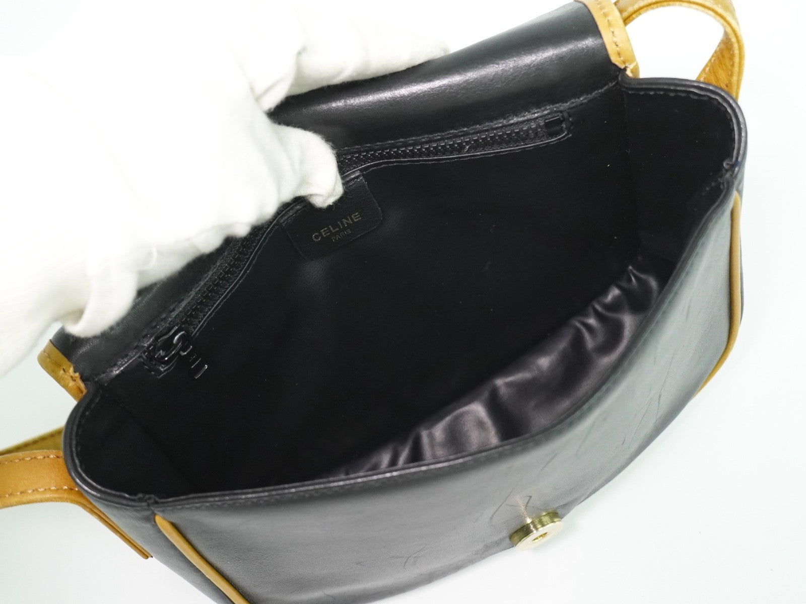 Celine Vintage Shoulder Bag Leather Black Leather Shoulder Bag Bag (Pre-Owned)