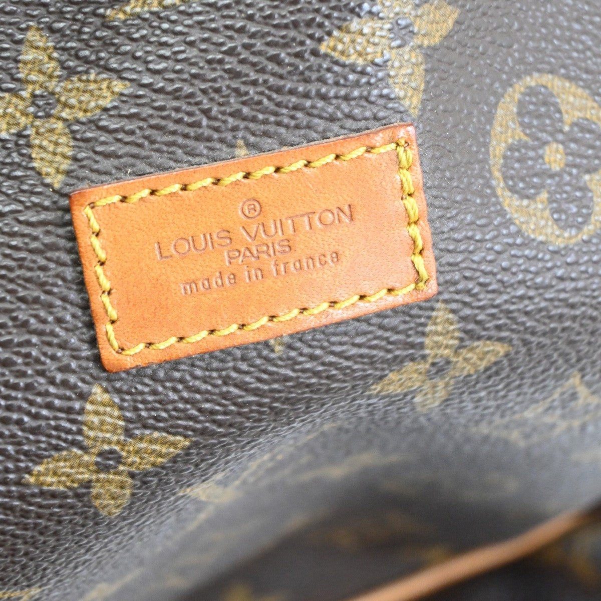 Louis Vuitton Saumur Handbag Monogram Canvas Brown Leather Shoulder Bag Bag (Pre-Owned)