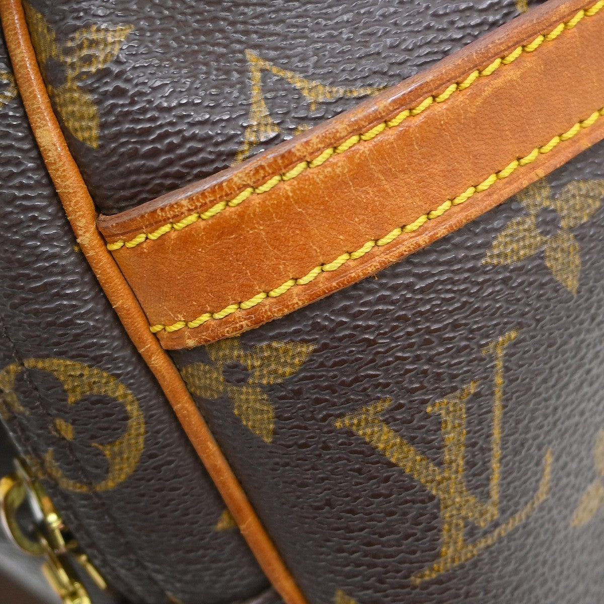 Louis Vuitton Reporter Bag Monogram Canvas Brown Canvas Shoulder Bag Bag (Pre-Owned)