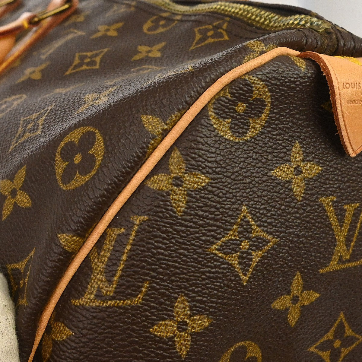 Louis Vuitton Keepall Bag Monogram Canvas Brown Canvas Travel Bag Bag (Pre-Owned)