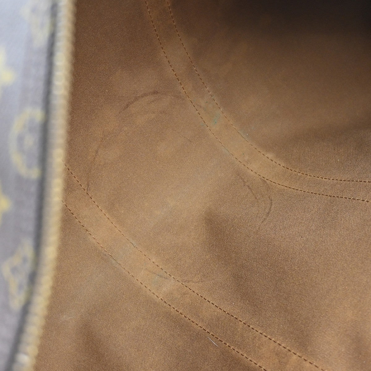 Louis Vuitton Keepall Bag Monogram Canvas Brown Canvas Travel Bag Bag (Pre-Owned)