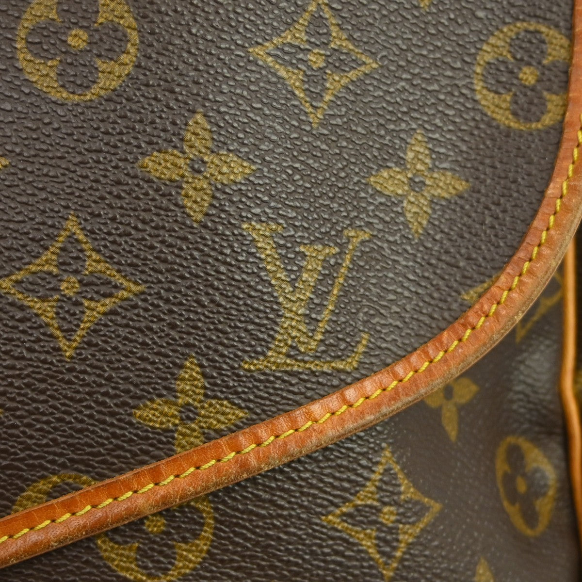Louis Vuitton Saumur Handbag Monogram Canvas Brown Canvas Shoulder Bag Bag (Pre-Owned)