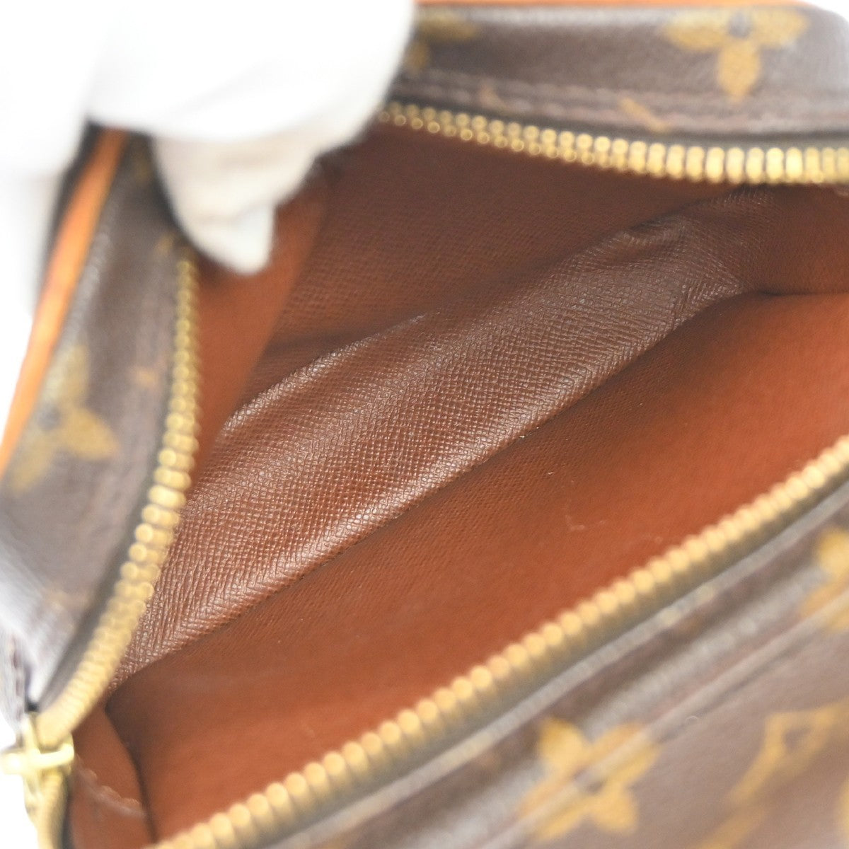 Louis Vuitton Amazone Bag Monogram Canvas Brown Canvas Shoulder Bag Bag (Pre-Owned)
