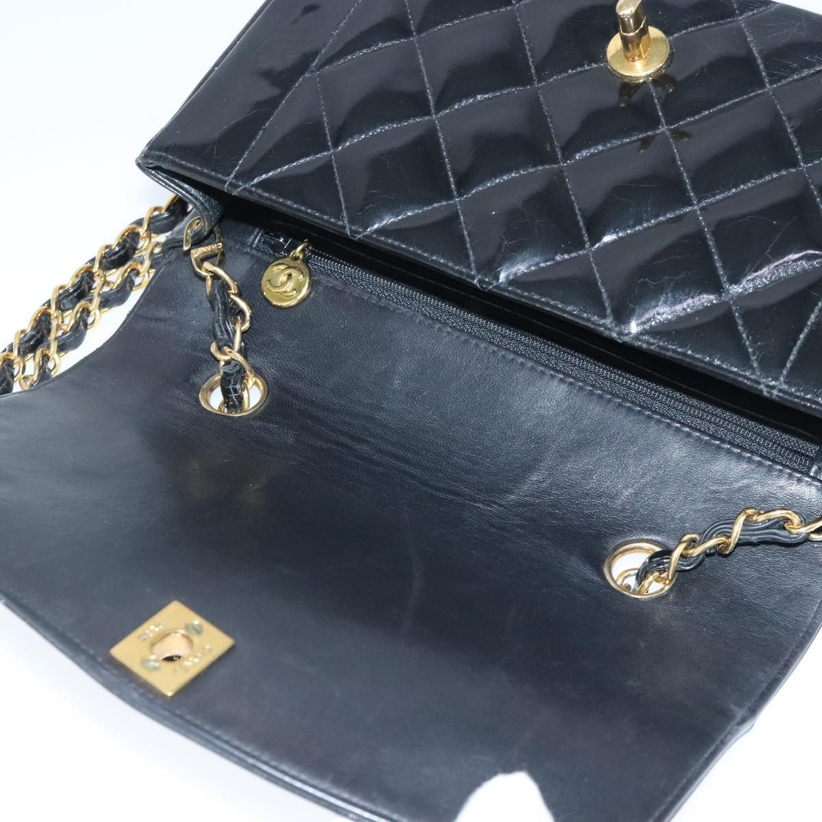 Chanel Vintage So Black Diana Flap Bag Quilted Patent Black Patent_Leather Shoulder Bag Bag (Pre-Owned)