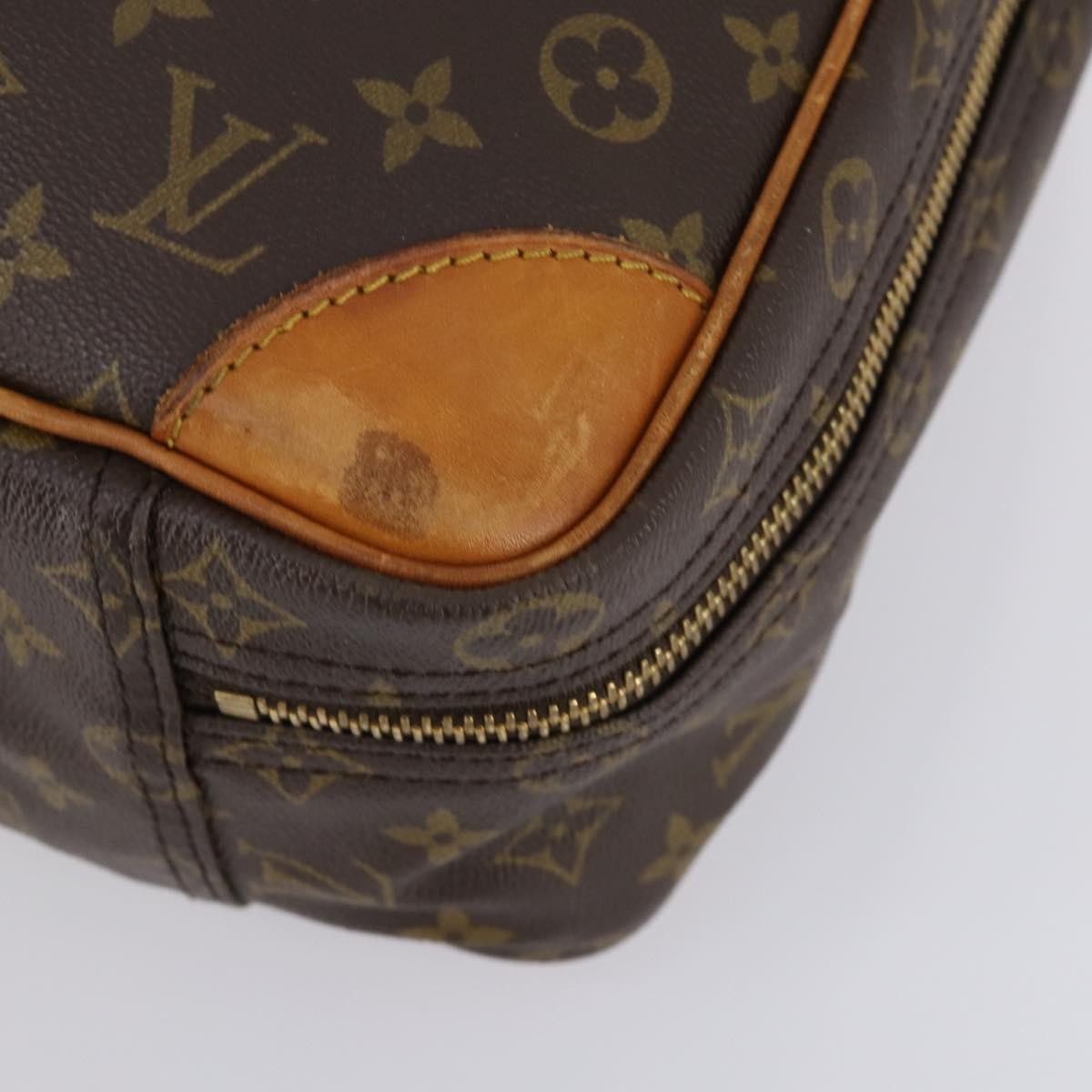 Louis Vuitton Sirius Handbag Monogram Canvas Brown Canvas Travel Bag Bag (Pre-Owned)