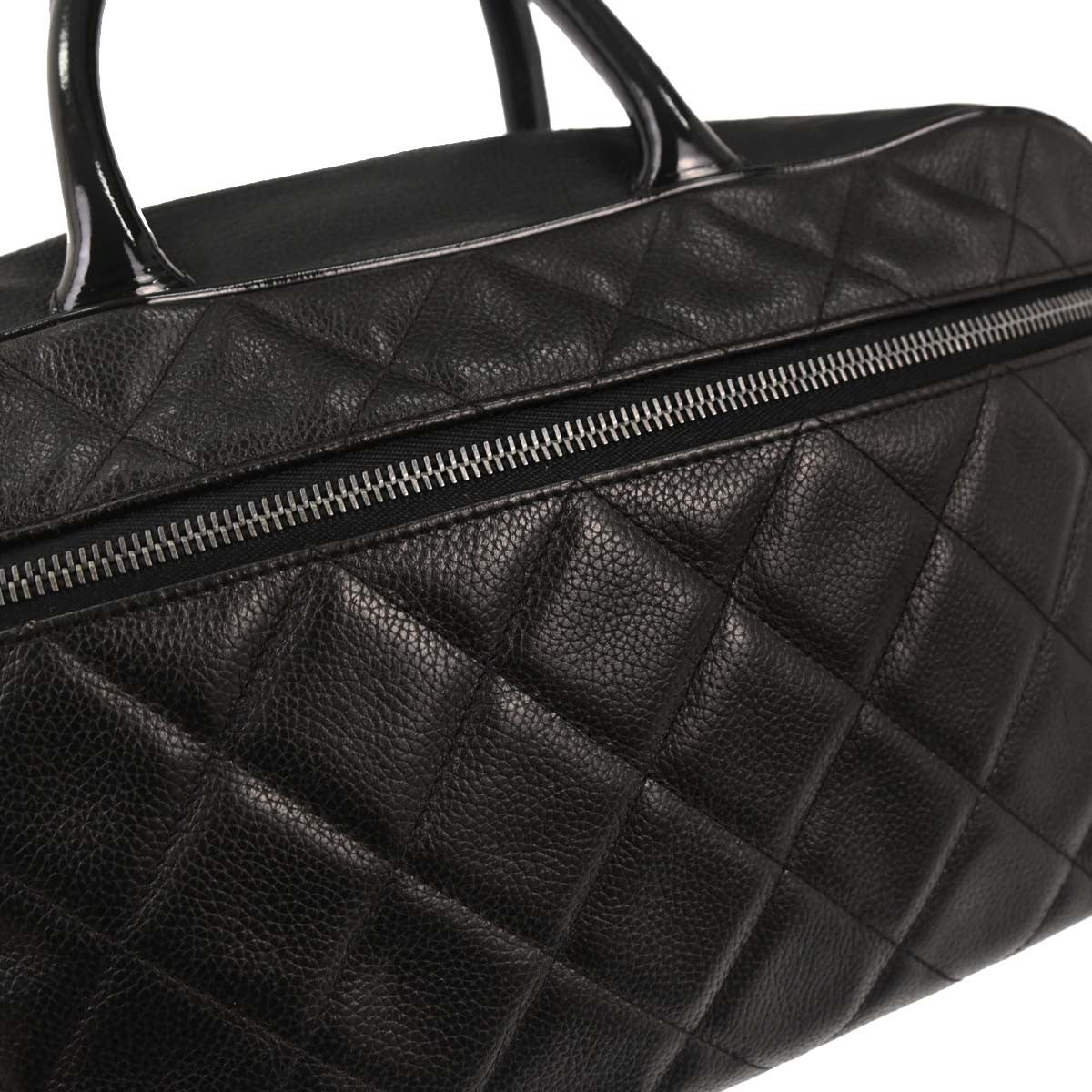 Chanel Embossed Logo Bowler Bag Quilted Caviar Black Leather Travel Bag Bag (Pre-Owned)