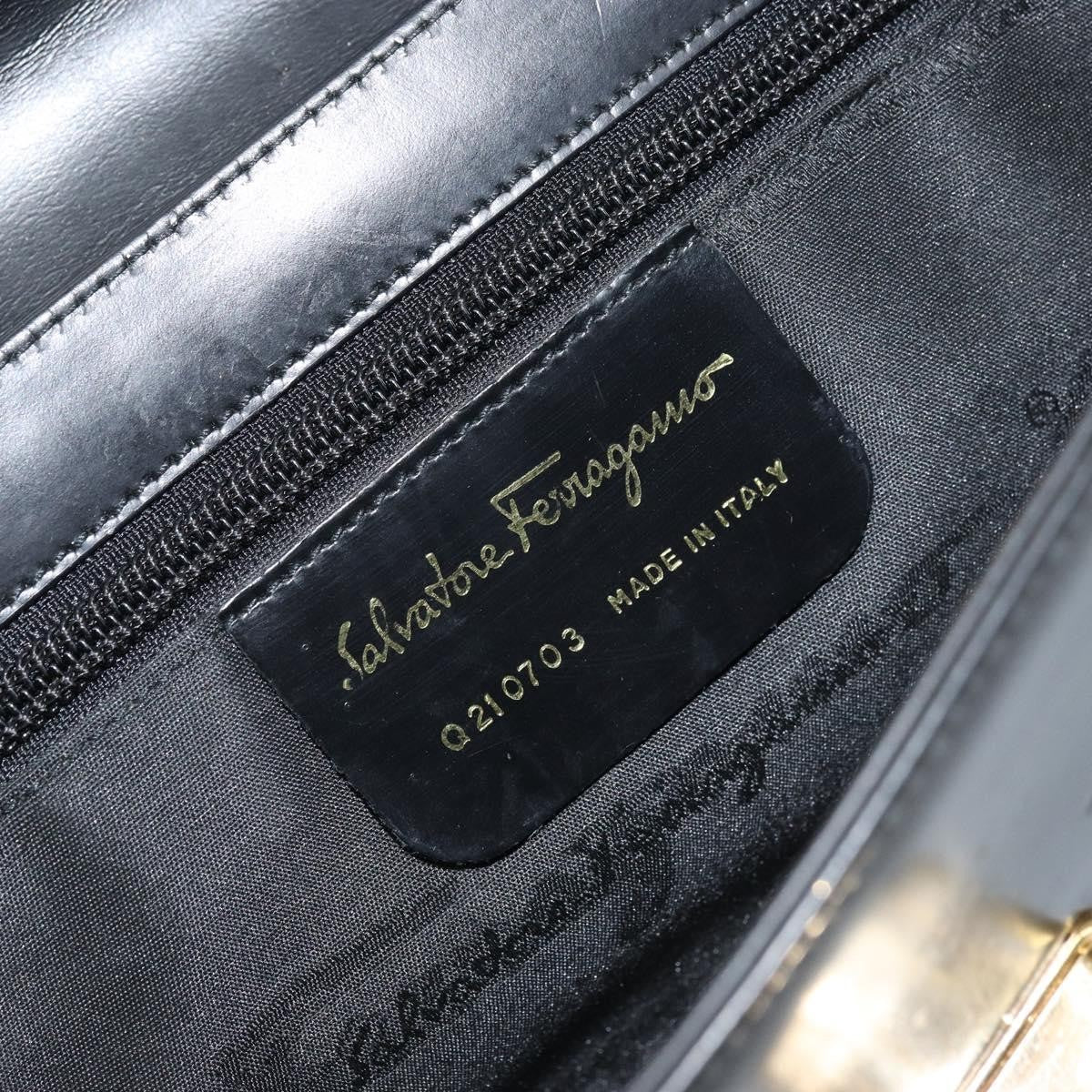 Salvatore Ferragamo Gancini Chain Shoulder Bag Leather Black Leather Shoulder Bag Bag (Pre-Owned)