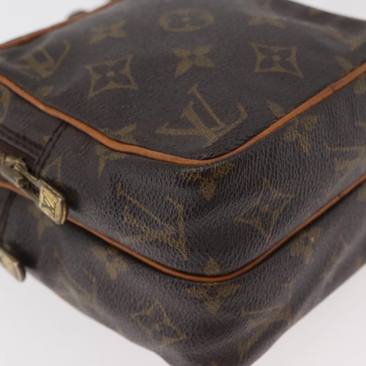 Louis Vuitton Amazone Bag Monogram Canvas Brown Canvas Shoulder Bag Bag (Pre-Owned)