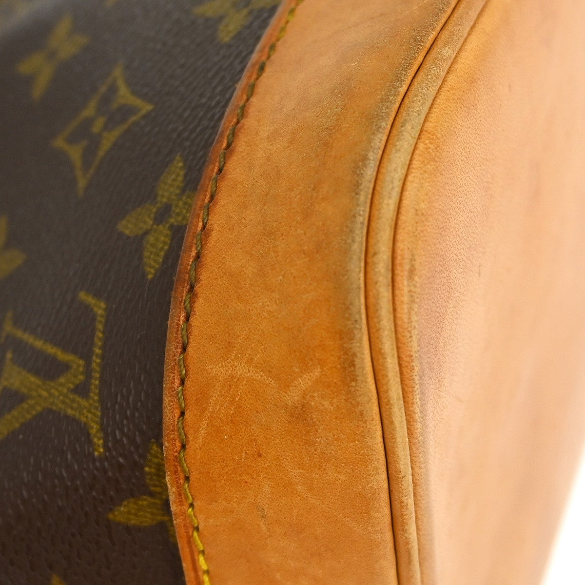 Louis Vuitton Alma Handbag Monogram Canvas Brown Canvas Handbag (Pre-Owned)