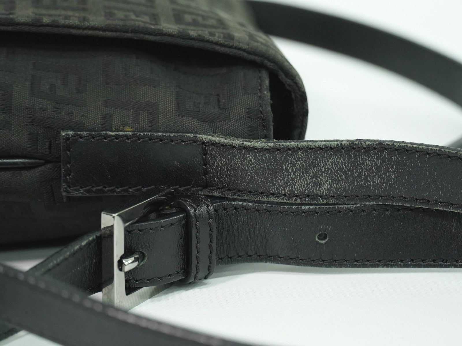 Fendi Vintage Flap Crossbody Bag Zucchino Canvas Black Canvas Shoulder Bag Bag (Pre-Owned)