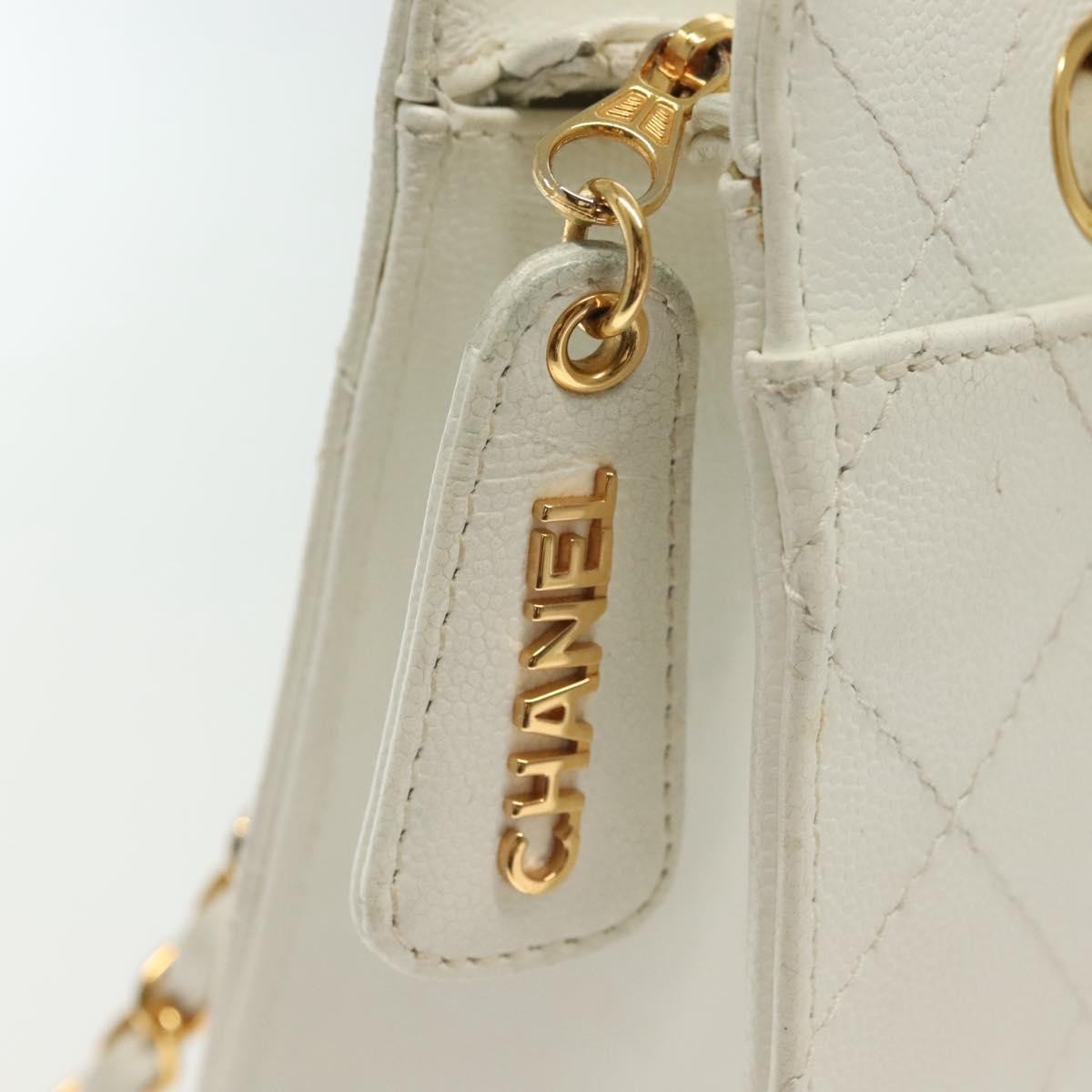 Chanel Cc Shoulder Bag Quilted Caviar White Leather Bag (Pre-Owned)